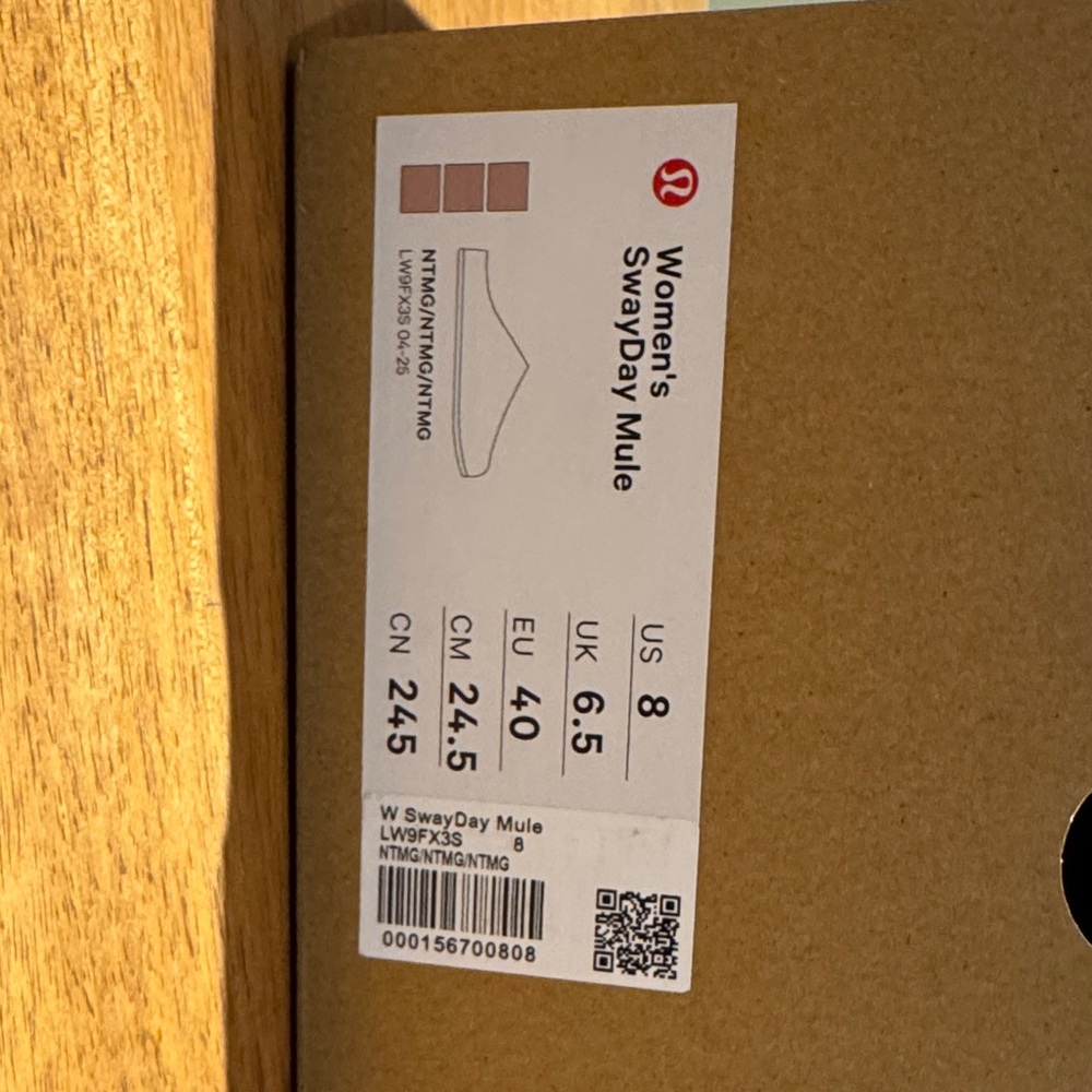 lululemon athletica Tan Slip-On Shoes size 8 - Picture 4 of 5